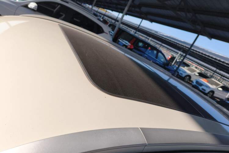 Used BAIC Senova X35 2016 1.5L Automatic Luxury Edition Roof