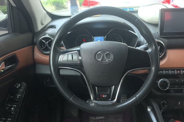 Used BAIC Senova X35 2016 1.5L Manual Luxury Edition Steering Wheel