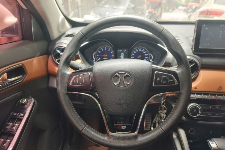 Used BAIC Senova X35 2016 1.5L Automatic Prestige Edition Steering Wheel