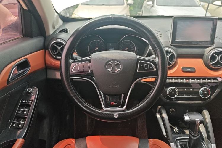 Used BAIC Senova X35 2016 1.5L Automatic Luxury Edition Steering Wheel