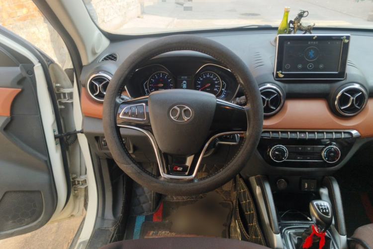 Used BAIC Senova X35 2016 1.5L Manual Luxury Edition Steering Wheel