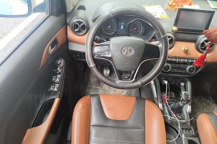 Used BAIC Senova X35 2016 1.5L Manual Luxury Edition Steering Wheel