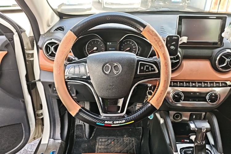 Used BAIC Senova X35 2016 1.5L Automatic Luxury Edition Steering Wheel