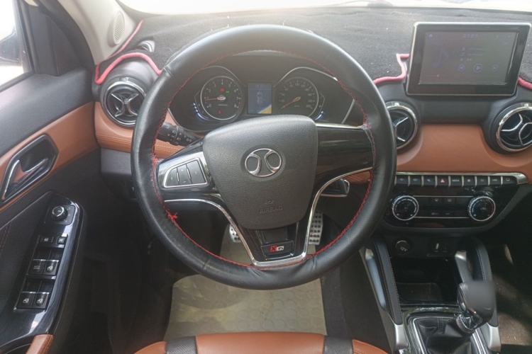 Used BAIC Senova X35 2016 1.5L Manual Luxury Edition Steering Wheel