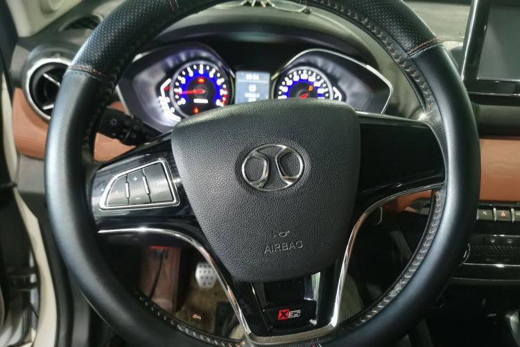 Used BAIC Senova X35 2016 1.5L Manual Luxury Edition Steering Wheel