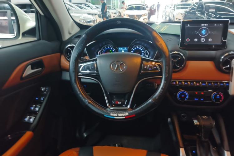 Used BAIC Senova X35 2016 1.5L Automatic Luxury Edition Steering Wheel