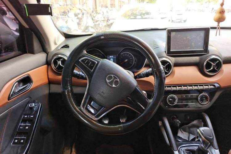 Used BAIC Senova X35 2016 1.5L Manual Luxury Edition Steering Wheel