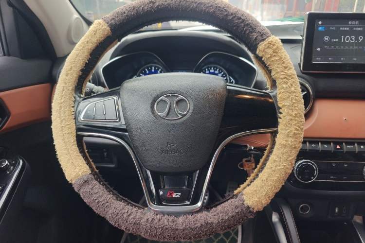 Used BAIC Senova X35 2016 1.5L Manual Luxury Edition Steering Wheel