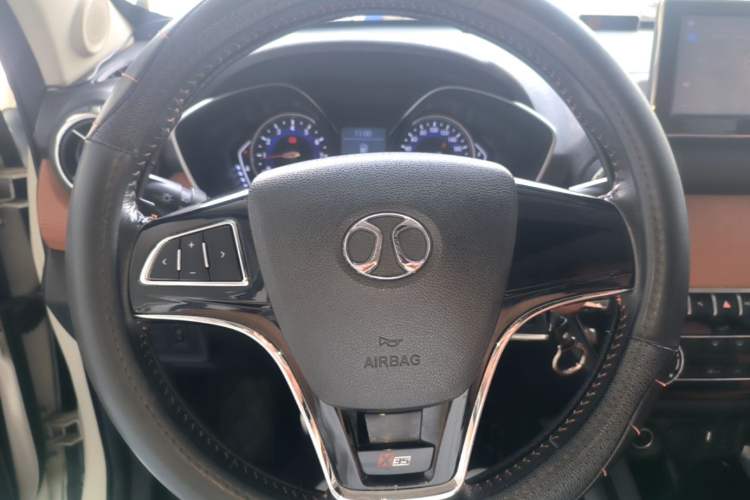 Used BAIC Senova X35 2016 1.5L Manual Luxury Edition Steering Wheel