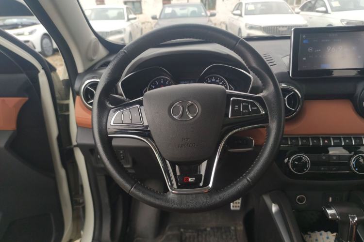 Used BAIC Senova X35 2016 1.5L Automatic Prestige Edition Steering Wheel