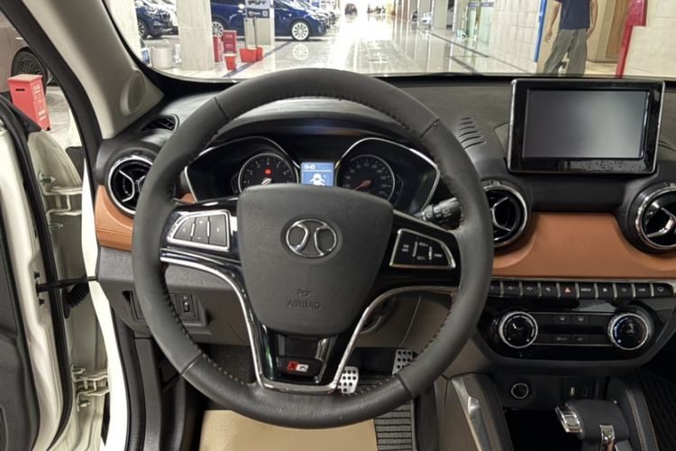 Used BAIC Senova X35 2016 1.5L Automatic Luxury Edition Steering Wheel