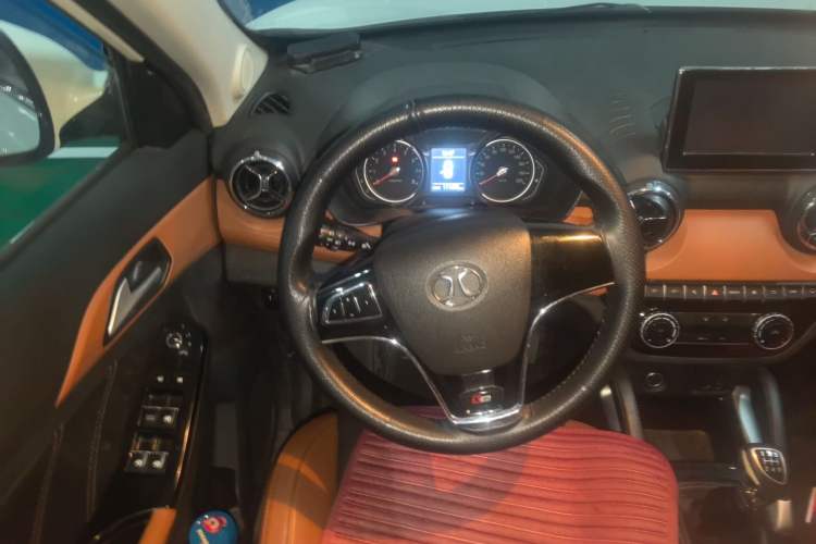 Used BAIC Senova X35 2016 1.5L Manual Luxury Edition Steering Wheel