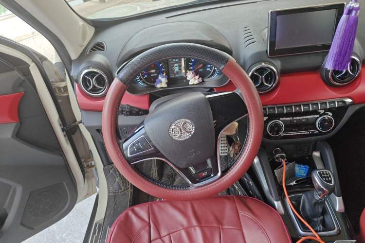Used BAIC Senova X35 2016 1.5L Manual Elite Edition Steering Wheel