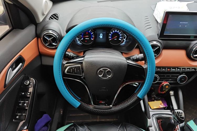 Used BAIC Senova X35 2016 1.5L Manual Luxury Edition Steering Wheel