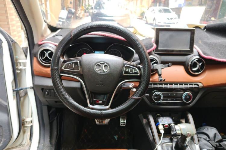 Used BAIC Senova X35 2016 1.5L Automatic Luxury Edition Steering Wheel