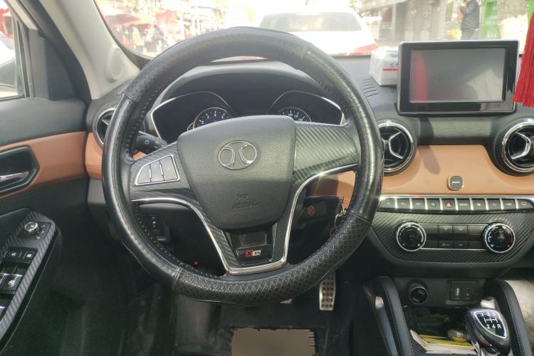 Used BAIC Senova X35 2016 1.5L Manual Luxury Edition Steering Wheel