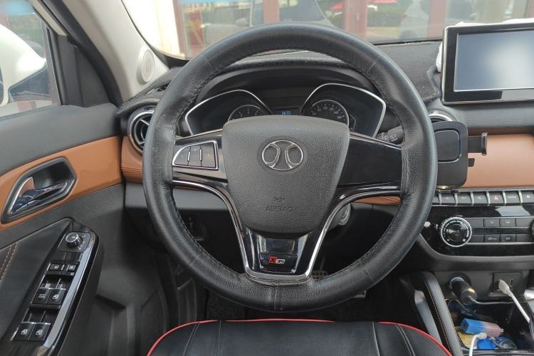 Used BAIC Senova X35 2016 1.5L Manual Luxury Edition Steering Wheel