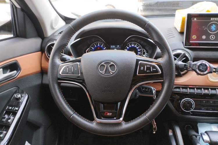 Used BAIC Senova X35 2016 1.5L Automatic Luxury Edition Steering Wheel