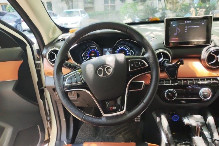 Used BAIC Senova X35 2016 1.5L Automatic Luxury Edition Steering Wheel