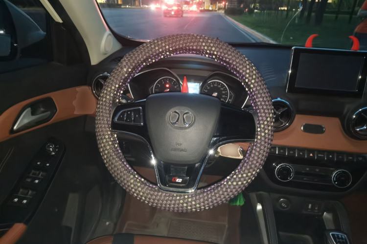 Used BAIC Senova X35 2016 1.5L Manual Luxury Edition Steering Wheel