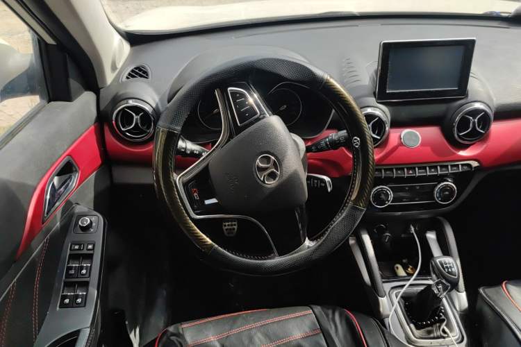 Used BAIC Senova X35 2016 1.5L Manual Elite Edition Steering Wheel