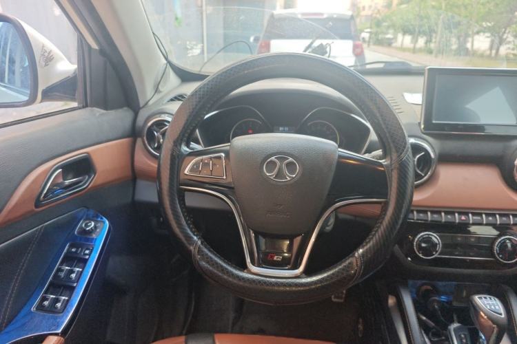 Used BAIC Senova X35 2016 1.5L Manual Luxury Edition Steering Wheel