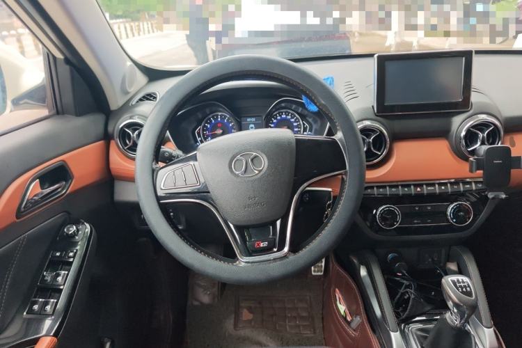 Used BAIC Senova X35 2016 1.5L Manual Luxury Edition Steering Wheel