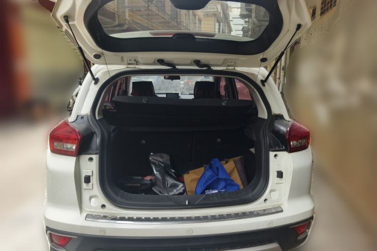 Used BAIC Senova X35 2016 1.5L Automatic Prestige Edition Trunk