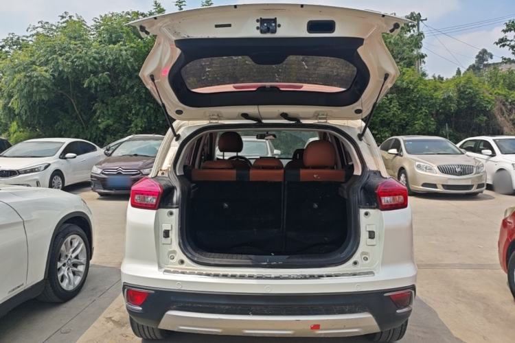 Used BAIC Senova X35 2016 1.5L Automatic Luxury Edition Trunk