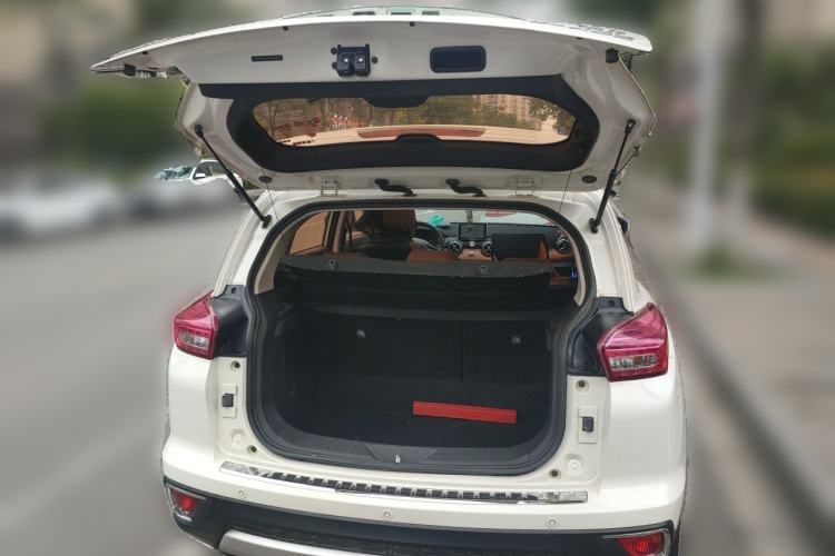Used BAIC Senova X35 2016 1.5L Manual Luxury Edition Trunk