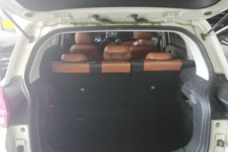 Used BAIC Senova X35 2016 1.5L Manual Luxury Edition Trunk