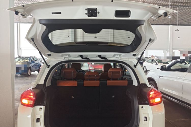 Used BAIC Senova X35 2016 1.5L Manual Luxury Edition Trunk