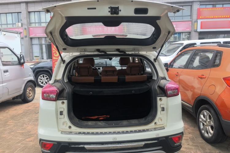 Used BAIC Senova X35 2016 1.5L Automatic Luxury Edition Trunk