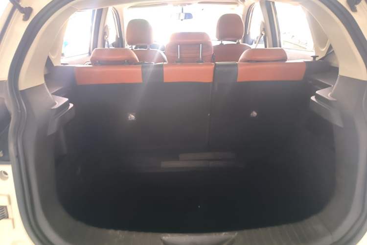Used BAIC Senova X35 2016 1.5L Manual Luxury Edition Trunk