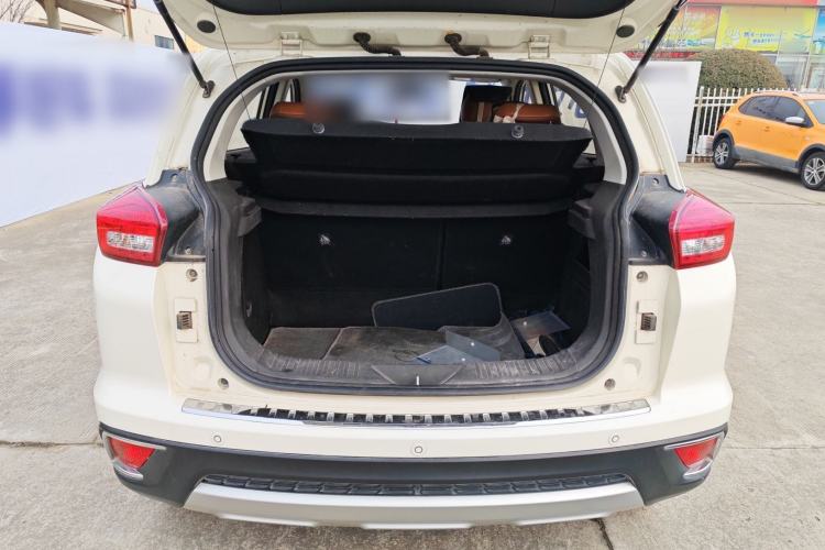 Used BAIC Senova X35 2016 1.5L Manual Luxury Edition Trunk