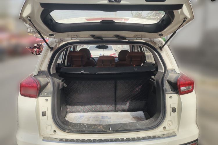 Used BAIC Senova X35 2016 1.5L Manual Luxury Edition Trunk