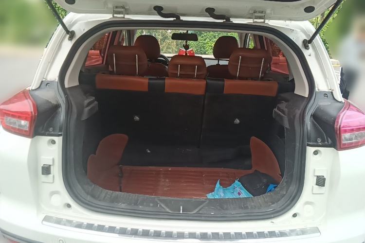 Used BAIC Senova X35 2016 1.5L Automatic Luxury Edition Trunk