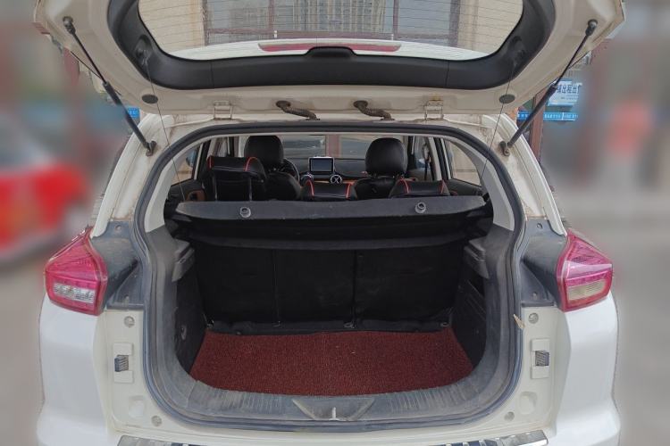Used BAIC Senova X35 2016 1.5L Manual Luxury Edition Trunk
