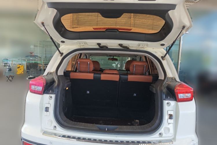 Used BAIC Senova X35 2016 1.5L Manual Luxury Edition Trunk