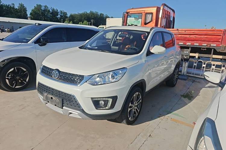 Used BAIC Senova X35 2016 1.5L Automatic Luxury Edition Guazi used car, China used car export, Used car for sale, Used  cars, Cheapest cars for sale