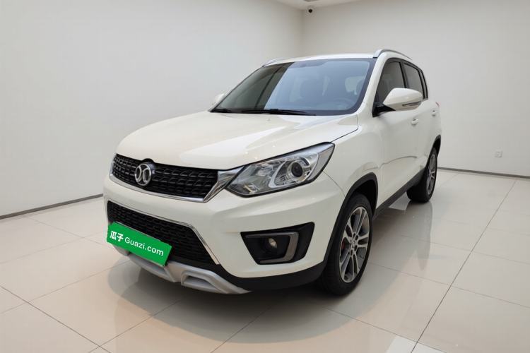 Used BAIC Senova X35 2016 1.5L Manual Luxury Edition Guazi used car, China used car export, Used car for sale, Used  cars, Cheapest cars for sale