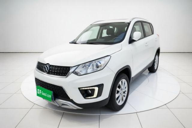 BAIC Senova X35 2016 1.5L Manual Elite Edition с пробегом