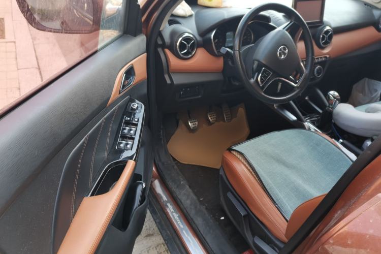 Used BAIC Senova X35 2016 1.5L Manual Luxury Edition Driver Seat