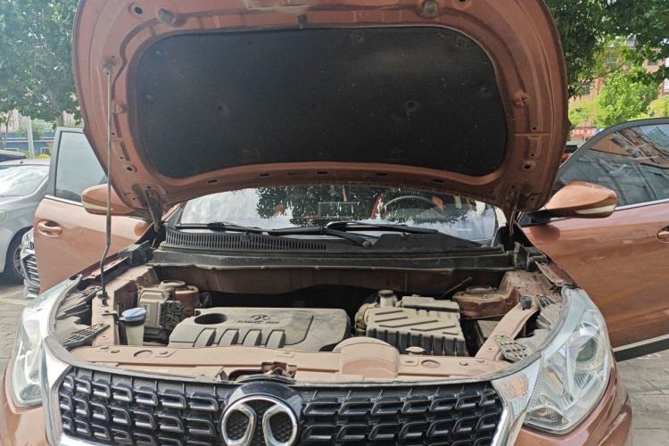 Used BAIC Senova X35 2016 1.5L Manual Luxury Edition Engine Bay
