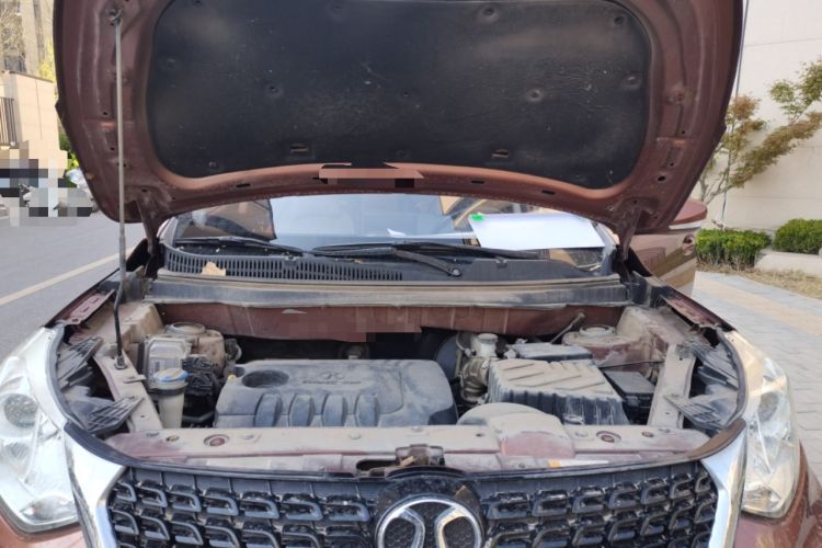 Used BAIC Senova X35 2016 1.5L Manual Luxury Edition Engine Bay