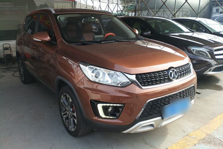 Used BAIC Senova X35 2016 1.5L Automatic Luxury Edition Exterior 1