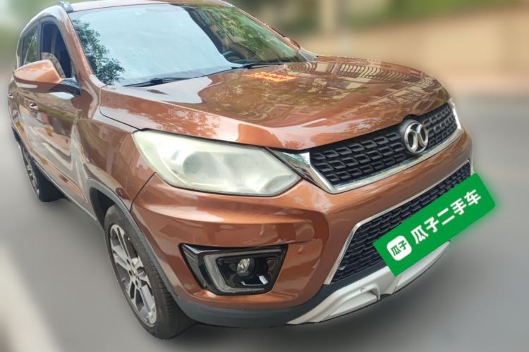 Used BAIC Senova X35 2016 1.5L Automatic Luxury Edition Exterior 2