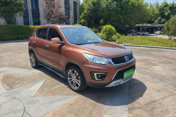 Used BAIC Senova X35 2016 1.5L Automatic Luxury Edition Front Right 45 Deg