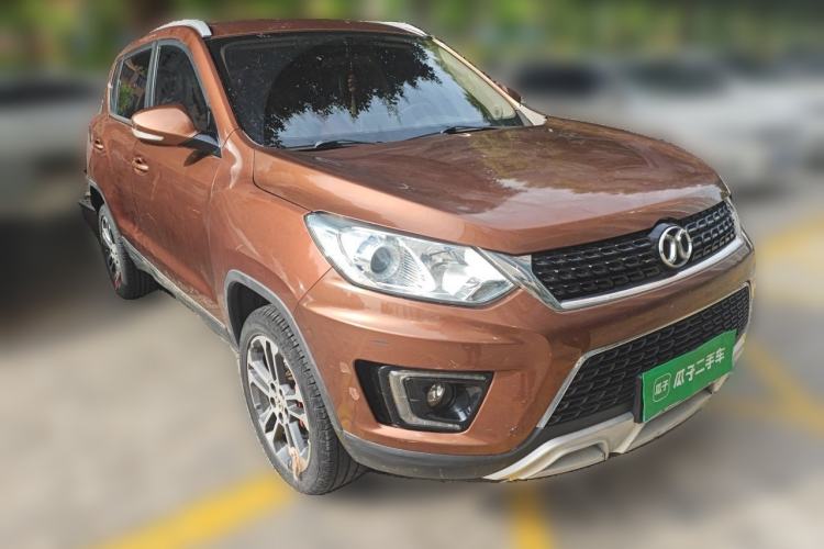 Used BAIC Senova X35 2016 1.5L Manual Luxury Edition Front Right 45 Deg