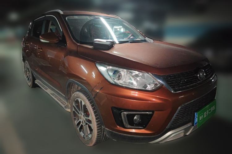 Used BAIC Senova X35 2016 1.5L Manual Luxury Edition Front Right 45 Deg
